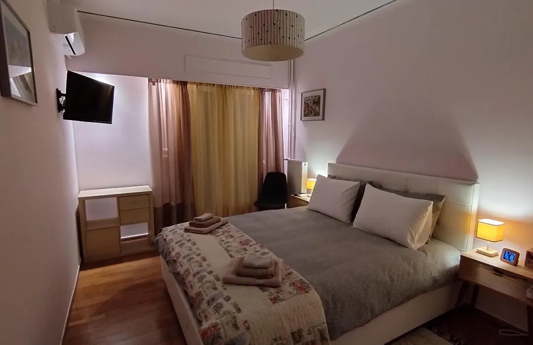 Spacious Flat Ideal For Families-1